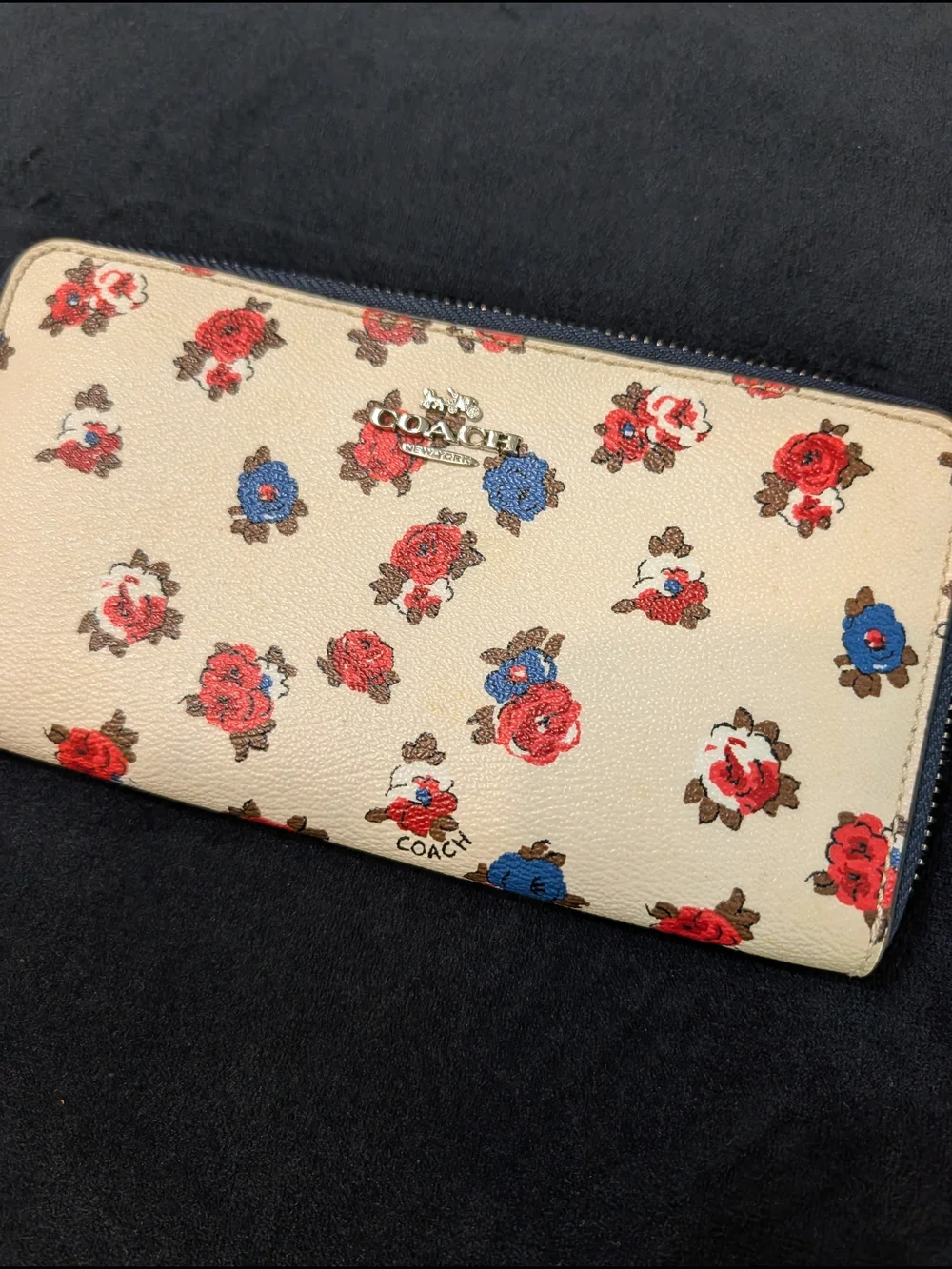 Coach Floral Zip Wallet in Cream with Red & Blue Flowers